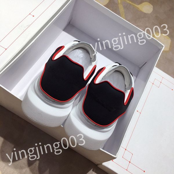 

2023 luxury designer hiking footwear sports shoes women fashion channel running hl210208, Black
