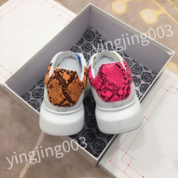 

new luxury designer casual shoes embossed sneaker white black mens sneakers women trainers hl210210