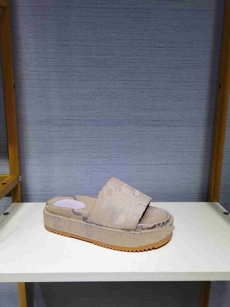 

designer beach shoes swimming pool crocodile slippers rubber flat sandals women's short fat sole ggity foam sliding classic summer beac