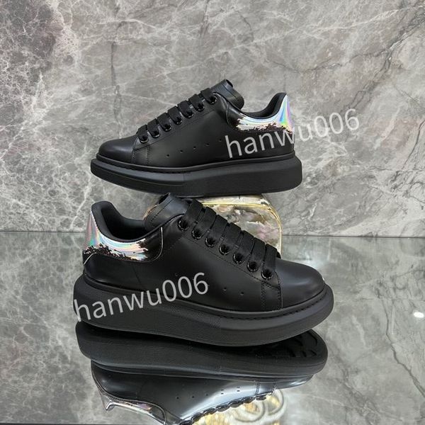 

2023new womens designer running shoes for mens womens triple black white mint laser ball midnight grape sports sneakers trainers
