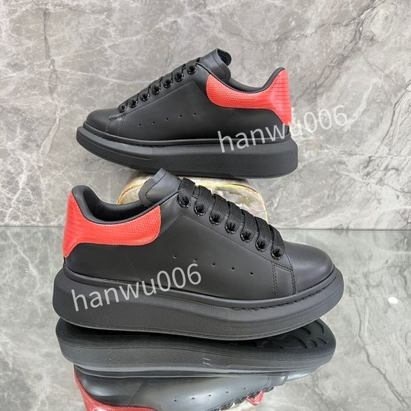 

2023new designer running shoes for men womens triple black white mint laser ball midnight navy grape atlanta sports sneakers trainers