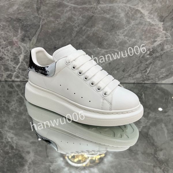 

2023new women designer running shoes for mens womens triple black white mint laser ball midnight grape sports sneakers trainers