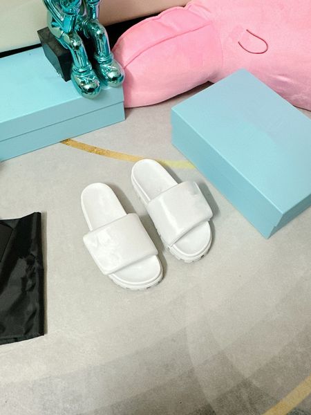 

beach slippers men classic flat summer lazy designer cartoon big head flops leather hollow out mens slides l bath women shoes lady sandals l, Black