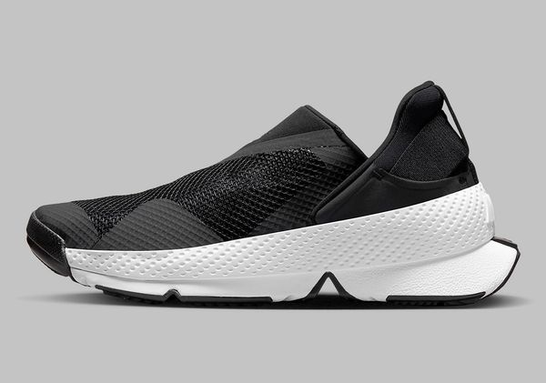 

the outits lifestyles designer running shoes & sneakers go flyease black white outdoor-indoor athletics sports road racing walking sportswea