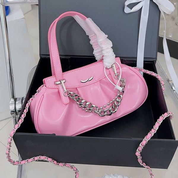 

women designer bag handheld tote cloud bags oil wax leather silver metal hardware pearl matelasse chain large capacity turn lock crossbody s