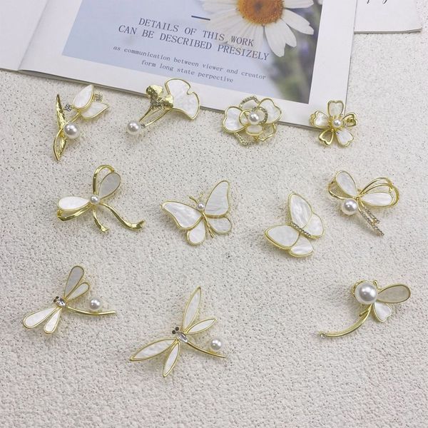 

fashion shell butterfly for women vintage pearl brooches jewelry wedding party cloth corsage pins lady flower brooch pins, Gray