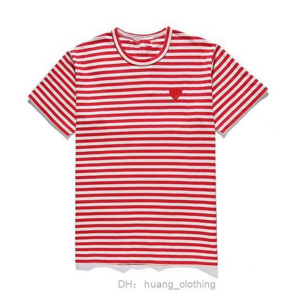

men's t-shirts play fashion mens cdg t shirt designer red heart casual women commes des s badge quanlity tshirts cotton embroidery shor, White;black