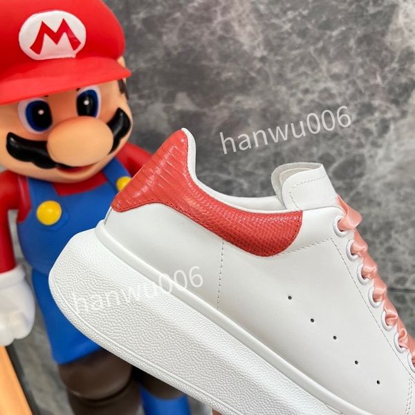 

2023new mens designer running shoes for men womens triple black white mint laser ball midnight grape atlanta sports sneakers trainers