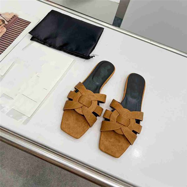 

yslity fashion slippers 2023 yslity design summer men and women flat shoes thick sole leather rubber letter casual cartoon slippers 02-014, Black