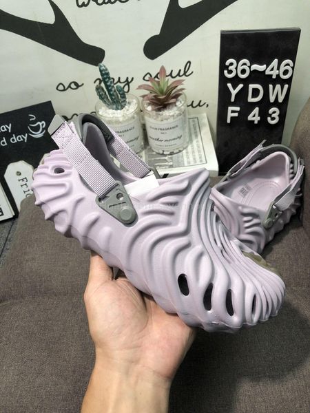 

designer sandals beach sandals summer hole hole shoes fashion slippers eva women luxury casual shoes men, Black