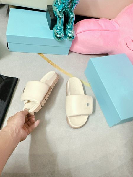 

2023 waterfront mule men women slide sandals designer shoes black brown white luxury summer fashion flat slippery rubber slipper flip flop 0