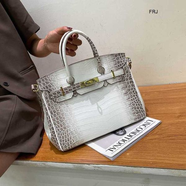 

designer birkin handbags crocodile pattern bag new large capacity handbag simple atmosphere single shoulder messenger frj