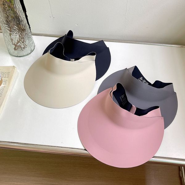 

summer non-sense one-piece sunscreen hat for women without a top, cloud-like candy color, seamless and simple, high-profile summer, Ivory