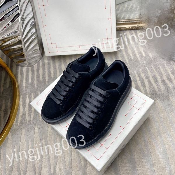 

2023 designer calfskin casual shoes reflective sneakers vintage leather trainers fashion shoes lace-up women mens sneaker hl210610, Black