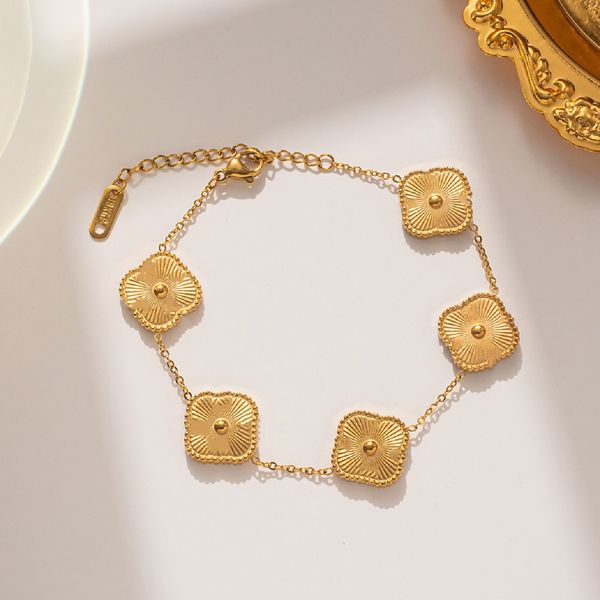 

van clover bracelet designer four leaf clover bracelet fashion classic charm bracelet women's fancy wedding anniversary gift, Golden;silver