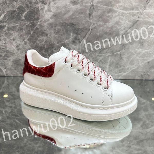 

2023 new casual luxury shoes men women designer low leather flat sneakers outdoor running shoes, Black