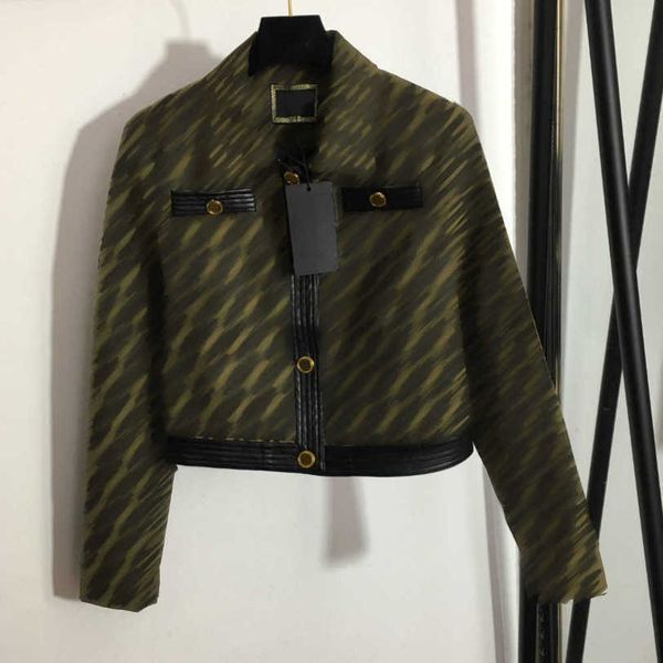 

23ss womens jacket womens designer clothing co-branded new f jacquard monogram custom logo portrait gold buckle coat women clothes a1, Black;brown