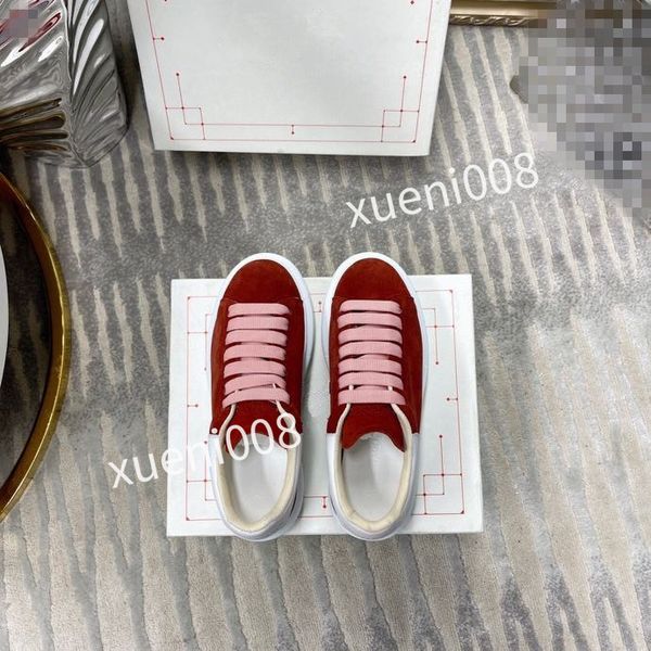 

designer mens womens casual dad shoes neon green designer sneakers sole bottom fashion running shoes soft and comfortable platform shoes2023, Black