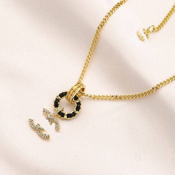 

18k plated gold designer diamond letter pendant through leather necklace highly quality choker chains jewelry accessories girls gift, Silver