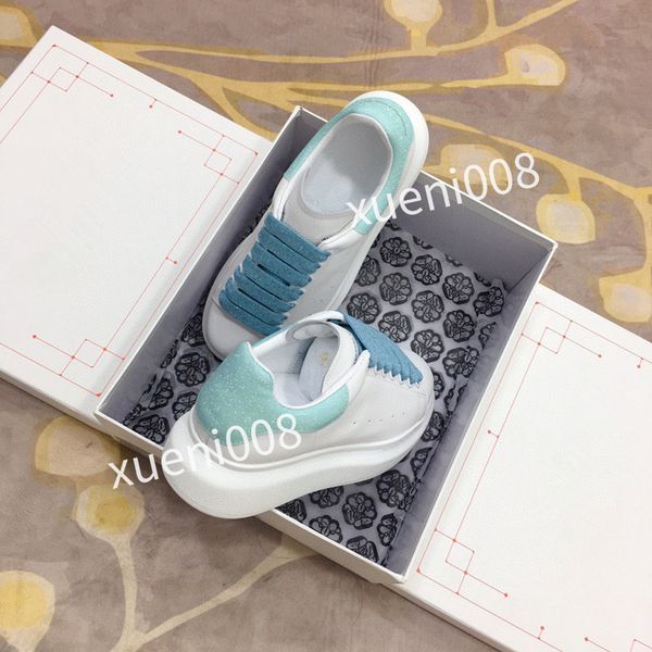 

2023new womens designer casual shoes platform mens trainers for mens women black white pistachio frost sports, Red;white