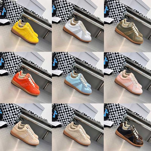 

maison casual shoes luxury stitching german training designer tennis shoes camouflage leather toys camouflage mm6 sneakers for men and women, Black