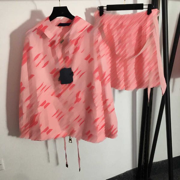 

23ss womens tracksuits womens designer clothing classic logo print long sleeve hooded zipper trench coat belt decoration elastic waist short, Gray