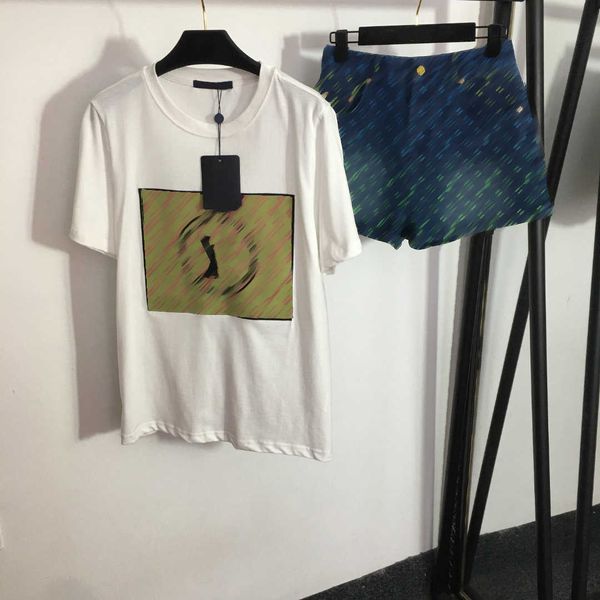 

23ss women shorts sets womens designer clothing presbyopia logo embroidered alphabet short sleeve t-shirt gradual color presbyopia denim sho, White