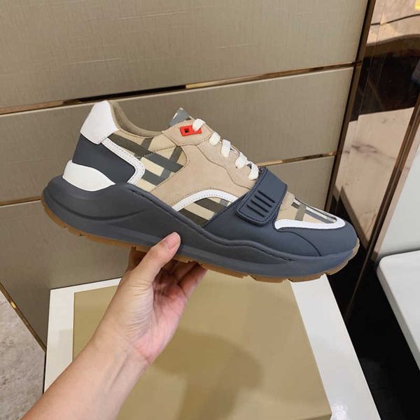 

designer casual shoes real leather classic plaid trainers berry stripes shoe fashion trainer for man woman bur color bar sneakers, Black