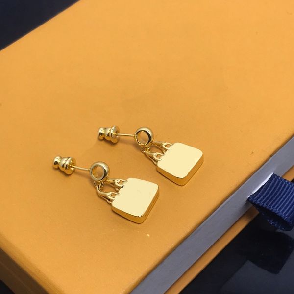 

fashion designer brand gold bag retro alphabet stud earrings match everything simple niche design sense senior earrings, Golden;silver
