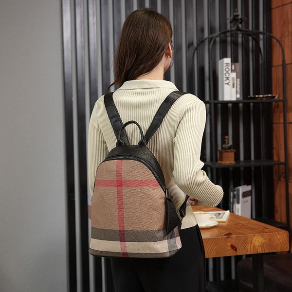 

Outlet factory shoulder bag elegant plaid fashion handbag street popular color matching Oxford leisure backpack light and comfortable leather student backpacks, Brown