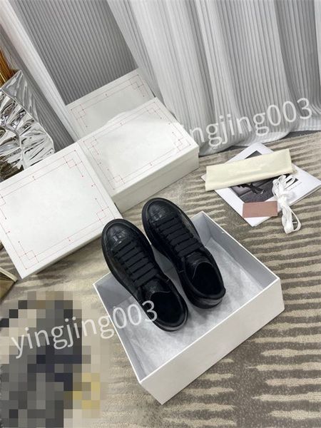 

2023 designer woman shoe leather lace up men fashion sneakers white black mens womens luxury casual shoes chaussures espadrilles hl210706