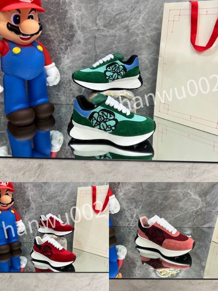 

2023 luxury designer calfskin casual shoes reflective sneakers vintage leather fashion shoes leisure shoe platform lace-up women mens sneake, Black