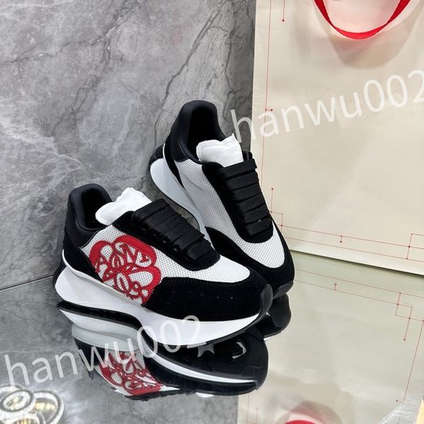 

2023 r calfskin casual shoes reflective sneakers vintage leather fashion shoes leisure shoe platform lace-up women mens sneaker, Black