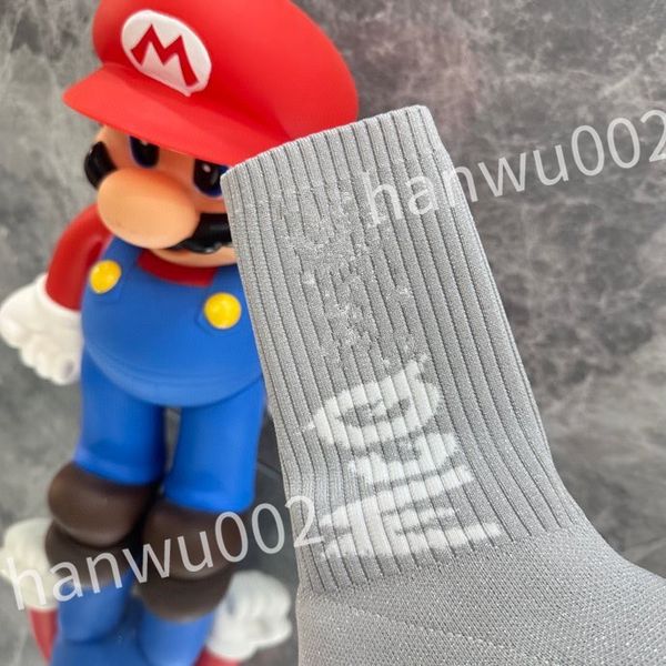 

new designer men casual shoes boots womens graffiti sneakers luxurys designers trainers flats platform white black leather