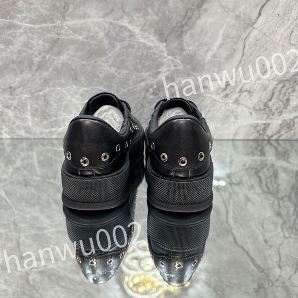 

2023 new designer mens casual shoes boots womens graffiti sneakers luxurys designers trainers flats platform white black leather