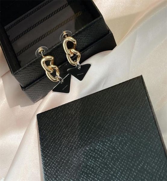 

2021 ladies high street twotone classic earrings fashion accessories triangle gold earring designers lisa same style ear stud 2101389304, Golden