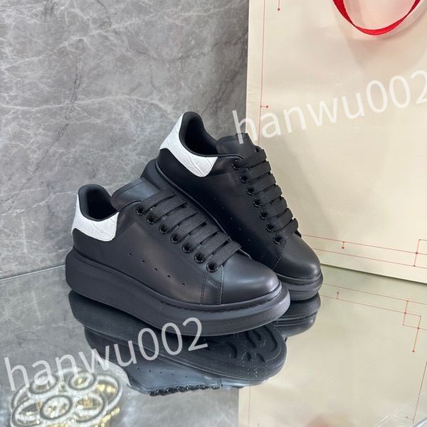 

2023 new casual shoes womens travel leather lace-up fashion lady flat designer running trainers letters woman shoe platform men gym sneakers, Black