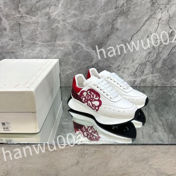 

luxury designer calfskin casual shoes reflective sneakers vintage leather fashion shoes leisure shoe platform lace-up women mens sneaker, Black