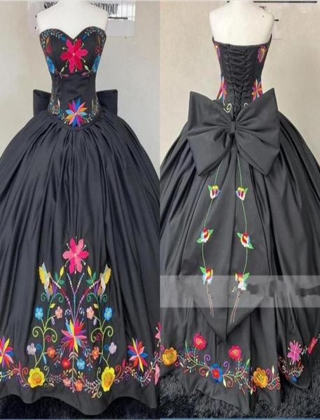 

2023 modest mexican embroidered evening dresses formal special occasion sweetheart satin corset back bow quinceanera dress sweet 15545923, Black;red