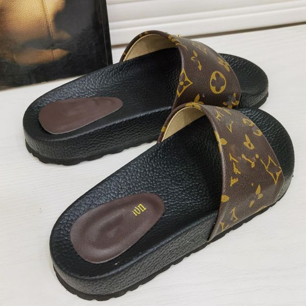 

2024 vvdesigner slippers clip toe woman sandals casual female flats slides beach footwear new flip flops ladies fashion footwear miller 998, Black