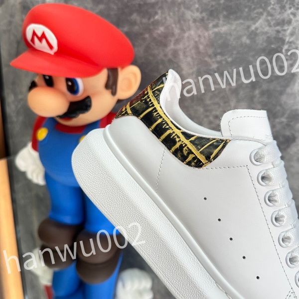 

2023 new luxury casual shoes women travel leather lace-up fashion lady flat designer running trainers letters woman shoe platform men gym sn, Black