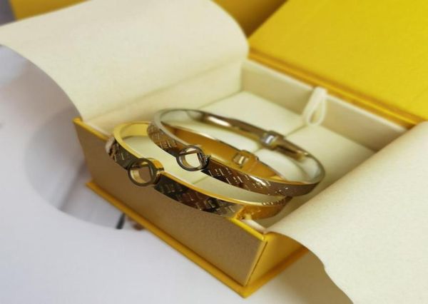 

womens designer bracelet gold silver fashion luxurys bracelets letter f printed diamond jewelry pearl party gift mens3482196, Golden;silver