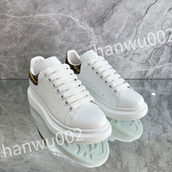 

2023 luxury casual shoes women travel leather lace-up fashion lady flat designer running trainers letters woman shoe platform men gym sneake, Black