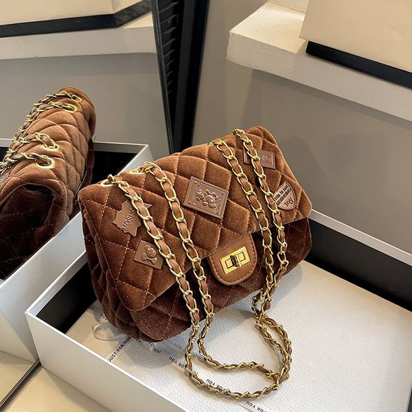 

Factory sales shoulder bags 6 colors winter fashion velvet chain bag sweet personality rivet handbag everyday Joker soft and comfortable leather purse 339#, Orange