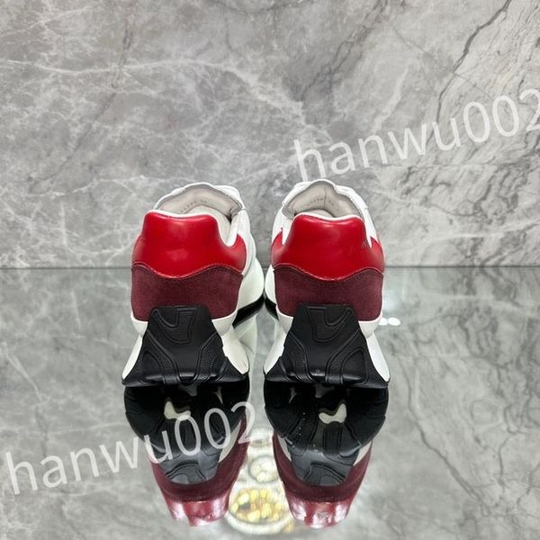 

2023 new luxury designer calfskin casual shoes reflective sneakers vintage leather fashion shoes leisure shoe platform lace-up women mens sn, Black