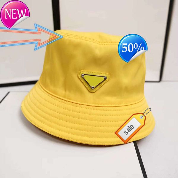 

beltDesigners Caps Hats Mens Bonnet Beanie Bucket Hat Womens Baseball Cap Snapbacks Beanies Fedora Fitted Hats Woman Luxurys Design Chapeaux124133111212cq, Black