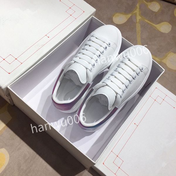 

2023mens designer casual shoes sneaker mens sneakers white black green apple triple pink sail chicago kentucky mens sports platform shoes