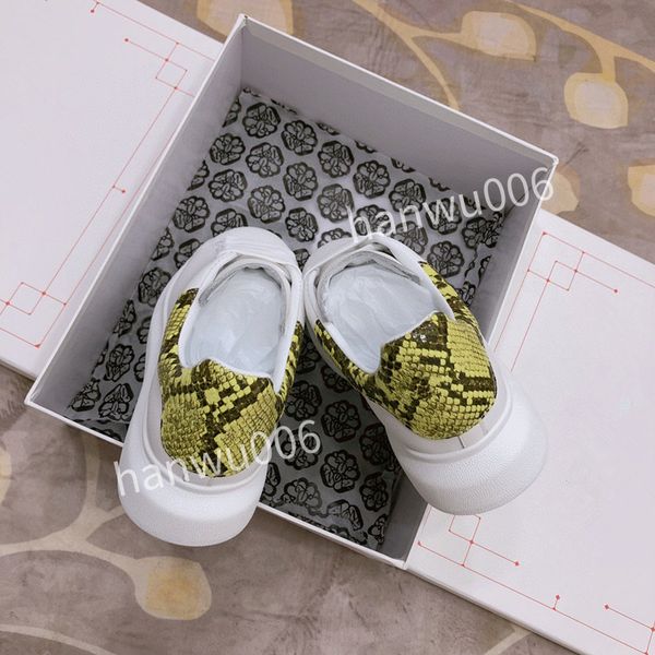 

new brand womens designer casual shoes real leather classic plaid trainers stripes shoe fashion trainer for man woman color sneakers, Black