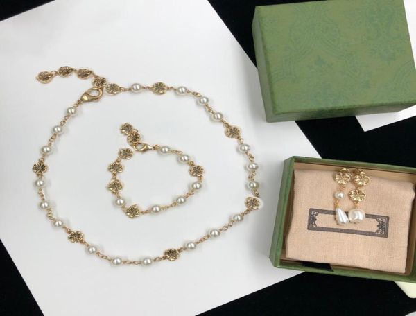 

luxury design necklace for woaman alloy necklaces quality 18k gold pearl bracelet fashion jewelry supply4580404, Silver