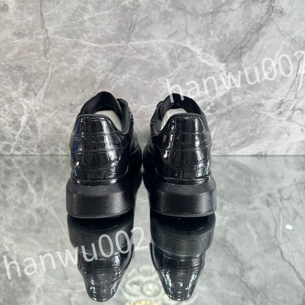 

2023 luxury ceiling retro designer high casual shoes men classic sneakers leather comfort outdoor trainers, Black